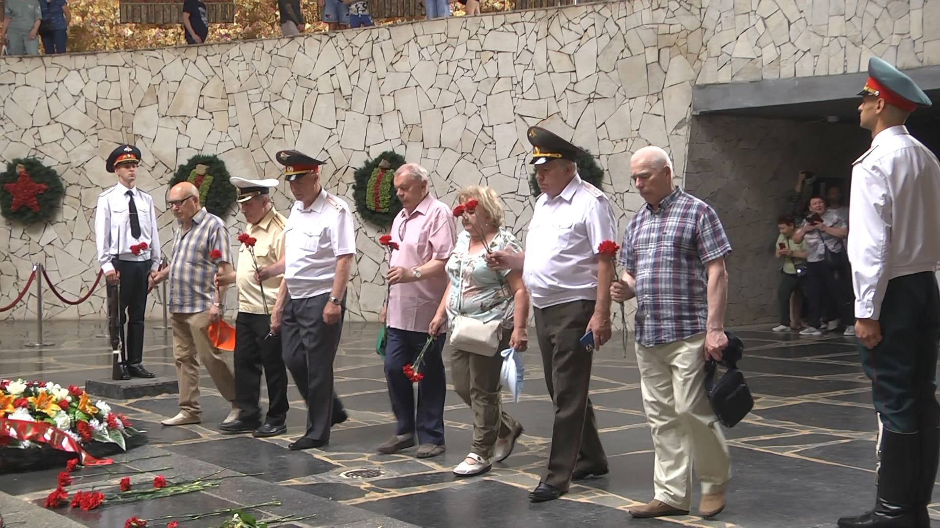 Волгоград посетили ветераны Санкт-Петербурга